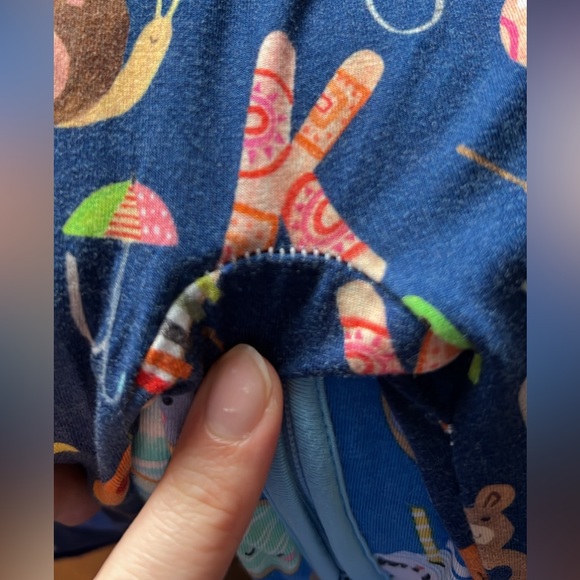 Little sleepies 0-3 month zippy - Picture 2 of 3